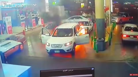 Hyundai caught fire at gas station during refueling