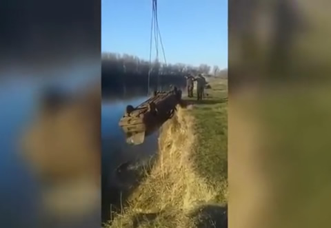 They Catch a Hundreds Of Fish While Pulling a Car From a River