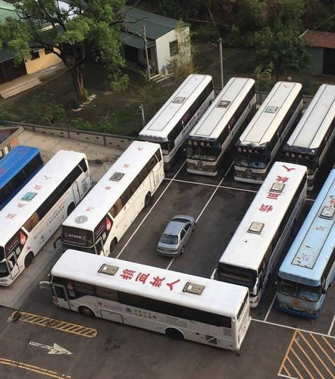 bus_parking
