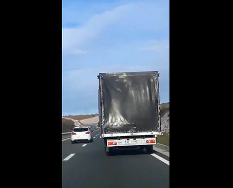 Small Truck VS Strong Wind
