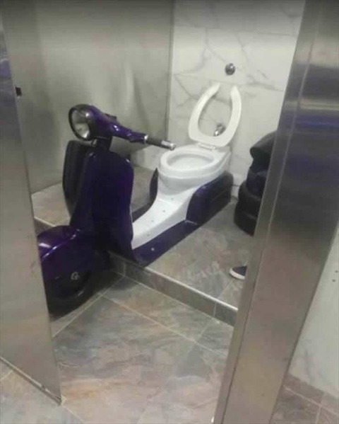 scooter_toilet