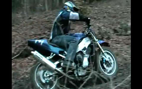yamaha_r1