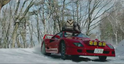 Drifting a Ferrari F40 in Snow Up To Base Camp