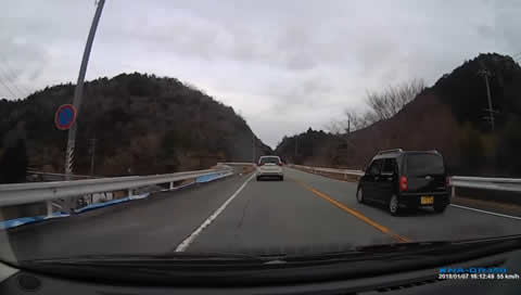 yellowline_overtake
