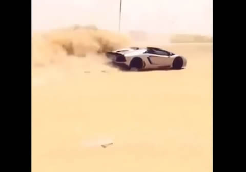 Lamborghini_Aventador_sandrun