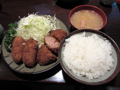 トンカツの店 豚珍館 (とんちんかん) カニコロセット730円 新宿駅西口