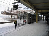 深川駅に停車する留萌線の気動車