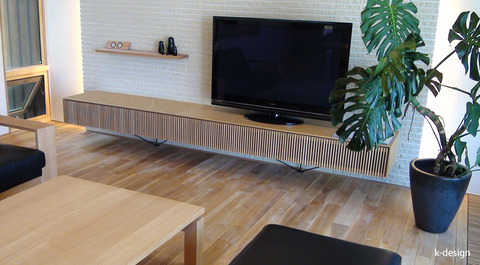 tv8