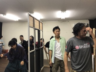 きこえないよ!