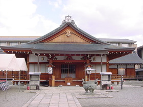 朝の東寺
