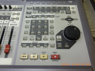 R1095576