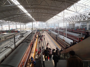 P3040069上海駅