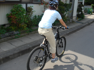 妻と自転車