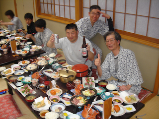 2009佐渡LR「敷島荘」夕食にて