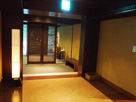 P8243368