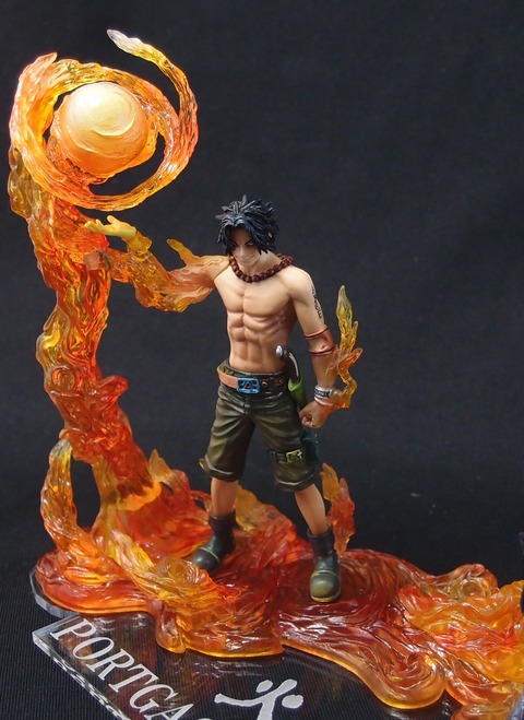 DXF THE RIVAL vs1 エースvs黒ひげ（ティーチ） : フィギュアが増えて