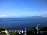 御蔵島より三宅島を望む