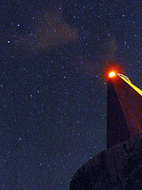 御蔵島赤灯台 星空