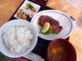 カツオの味噌焼き定食