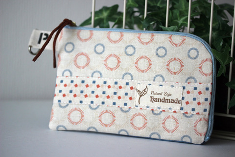 型紙】E051-999 柄が主役のL字ファスナーポーチ : うねうね