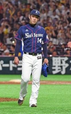 2017y06m25d_204512090
