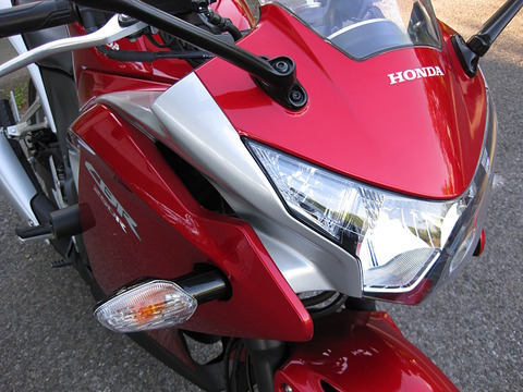 ホンダ CBR250R ABS MC41 2011モデル インプレッション : アウトプット