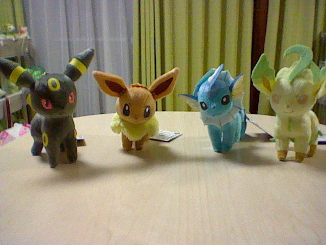 I LOVE EIEVUI カバンに付けられるぬいぐるみ1