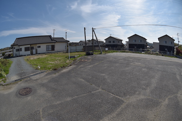 hirono27803