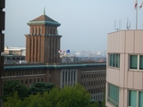 １
