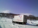 雪の中のアップコントラック２
