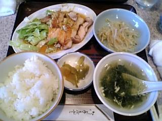 北京飯店の日替わり定食〜750円☆