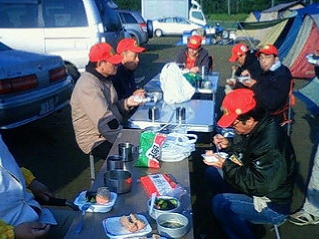 わくわく隊朝食風景
