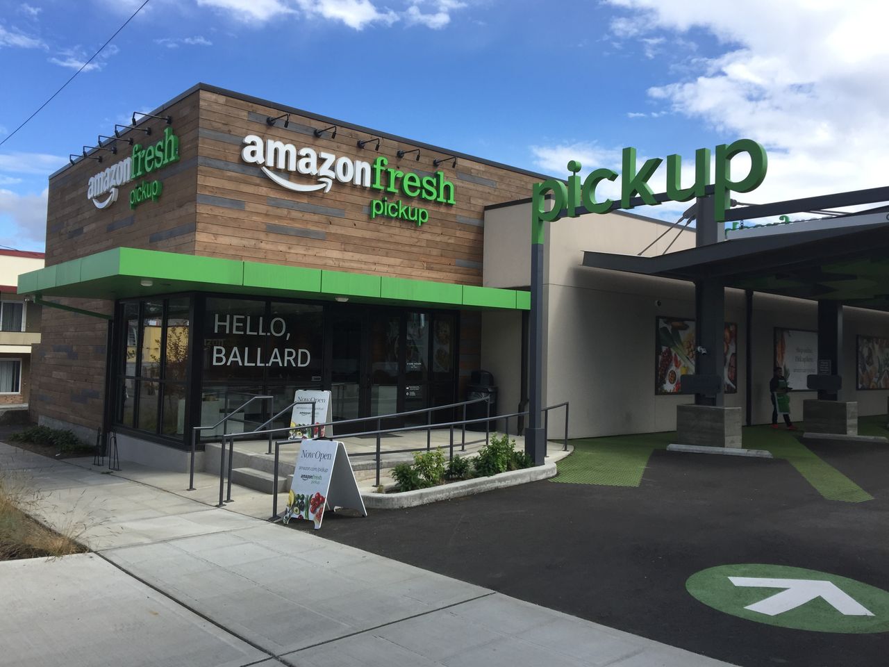 【アマゾン】、リアル店舗展開が550ヵ所！積極投資で利益薄もプライム会員獲得のため？激しくウォルマートなアメリカ小売業ブログ