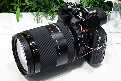 α7II」にベストマッチな望遠FEレンズ「SEL24240」が先行予約販売 α7II」にベストマッチな望遠FEレンズ「SEL24240」が先行予約販売