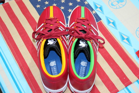 KSWISSエヴァコラボアスカモデル