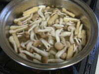 出しに茸と油揚げ
