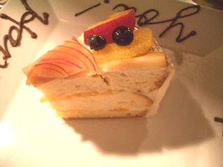 ケーキ完成カット
