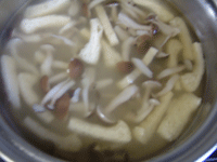出しに茸と油揚げ 3分後