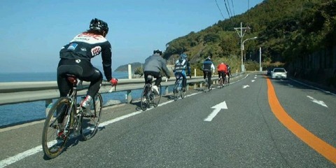 車道走る自転車なんなんｗｗｗｗｗ