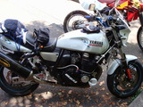 XJR400