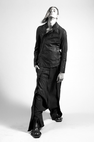 _julius_FW2013-14Collection_[crack;]_437BLM9-K : VIBE_nagano