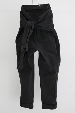 657PAM27 Black