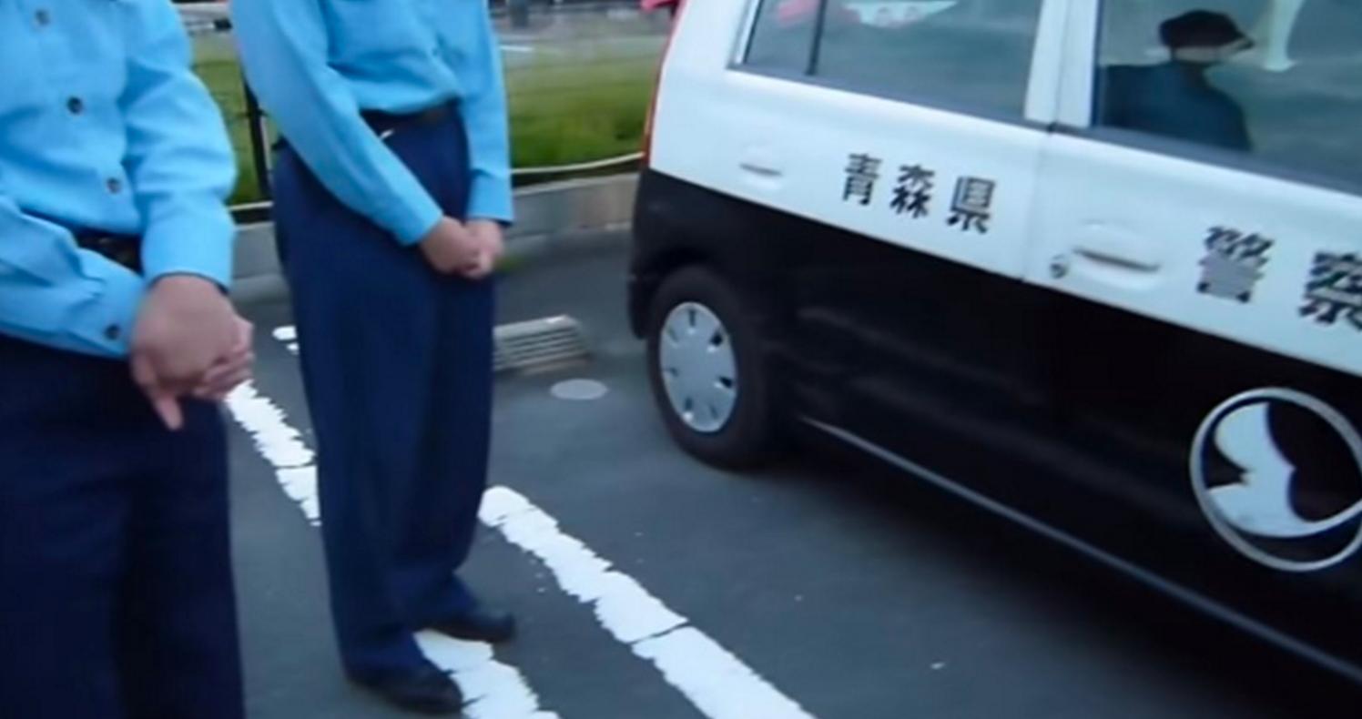 驚愕 パトロール中に私有地で休憩してた婦警に職務質問した結果 まさかの警察手帳不携帯が判明 その結果 バイラルニュース com