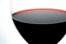 色が濃いワイン