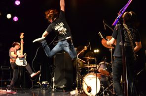 @WWW20130324000