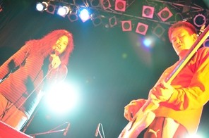20120212001