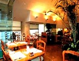 市川市南八幡4・ItalianBrasserieLaAernyMarris・店内