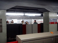 20090404_東京メトロ_丸の内線_ホームドア_1627_DSC00461