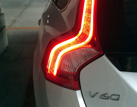 78 ボルボV60のテールランプのチューブ状のものは : ボルボV60購入記