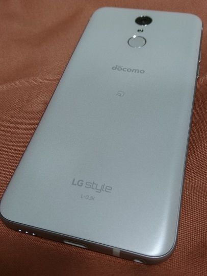 スリムなdocomo with端末・LG Style L-03Kの性能に悪い意味で驚くの巻
